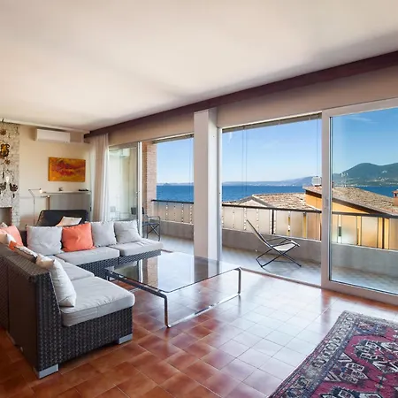 Daire Casa Rolf-grande Con Vista Pai